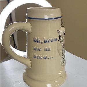 VINTAGE SCHULTZ AND DOOLEY CUP